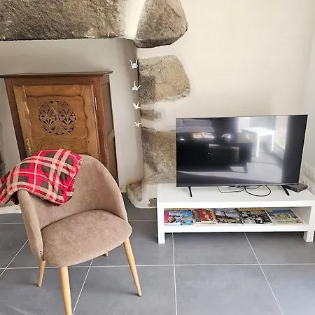 Maison Neo Bretonne Renovee A 2mn A Pied D'une Jolie *